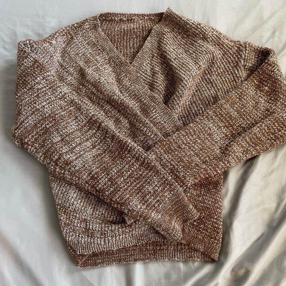 Brownish cross crossed sweater medium